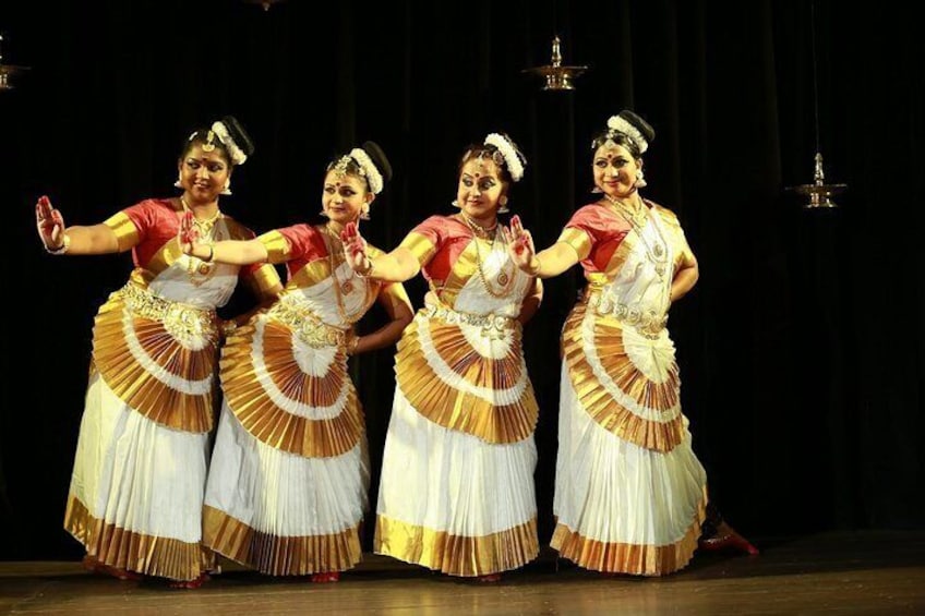 Skip the Line: Kathakali Cultural Show Ticket