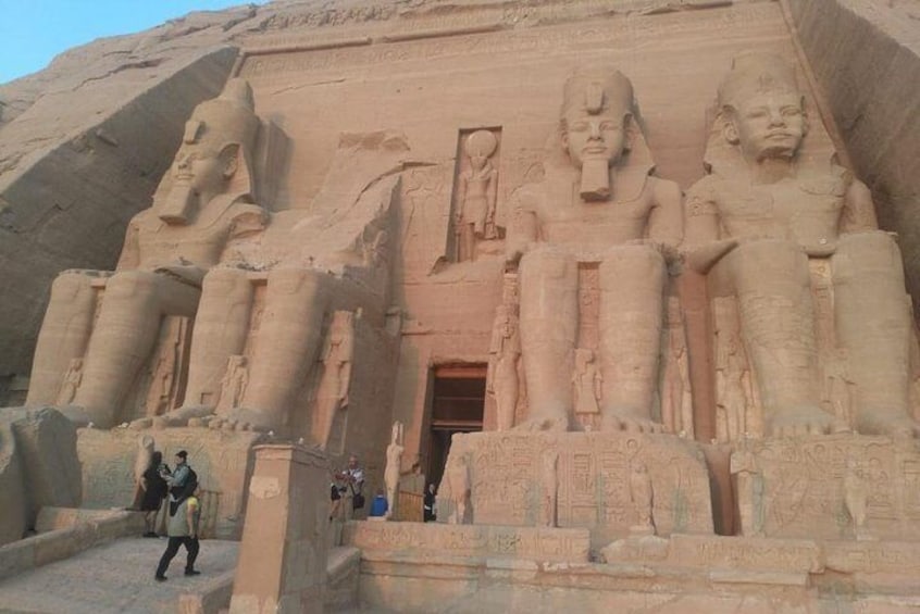 4 Days Nile Cruise Luxor, Aswan, Abu Simbel with Train Tickets from Cairo