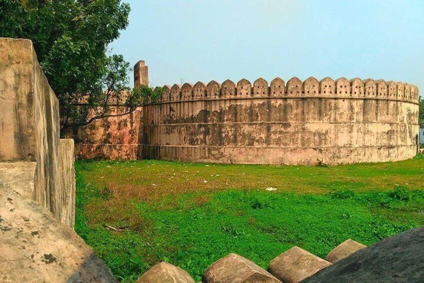 Explore Mughal Water Forts near Dhaka