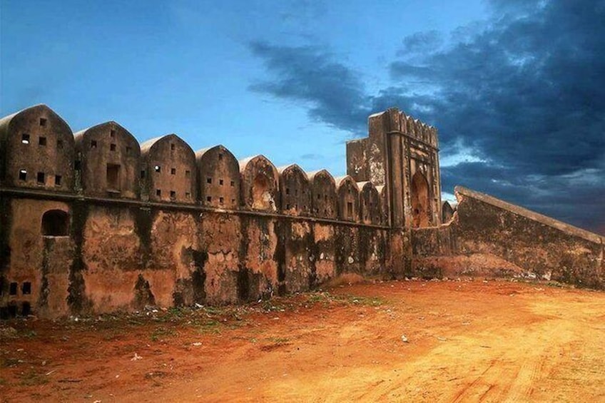 Explore Mughal Water Forts near Dhaka