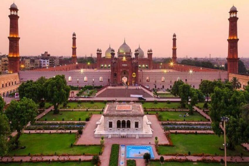 Lahore Big Bus City Tour