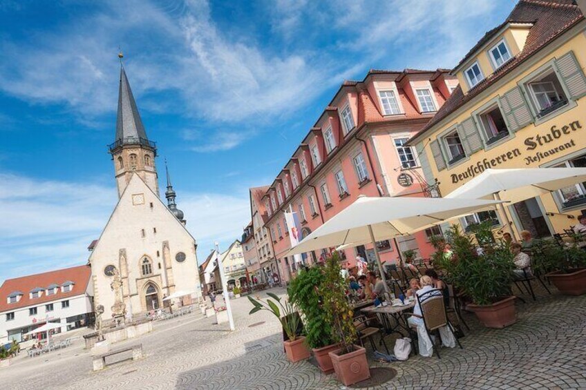 Weikersheim, Marktplatz von unten