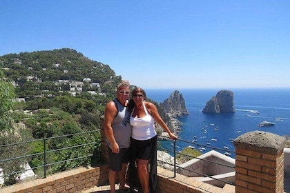 Excursion d’une journée à l’île de Capri et à la grotte bleue au départ de ...