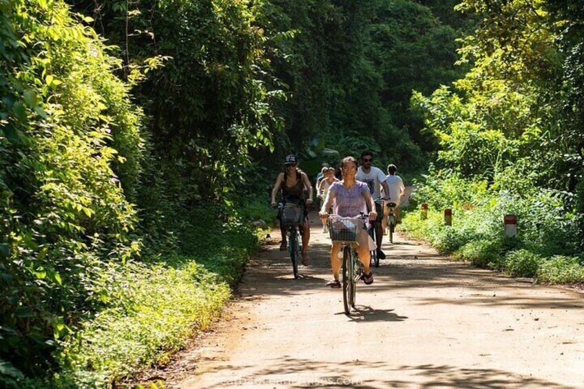 Biking Viet hai villages