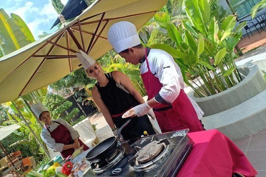 Cooking Class By Reveal Angkor Hotel Siem Reap 