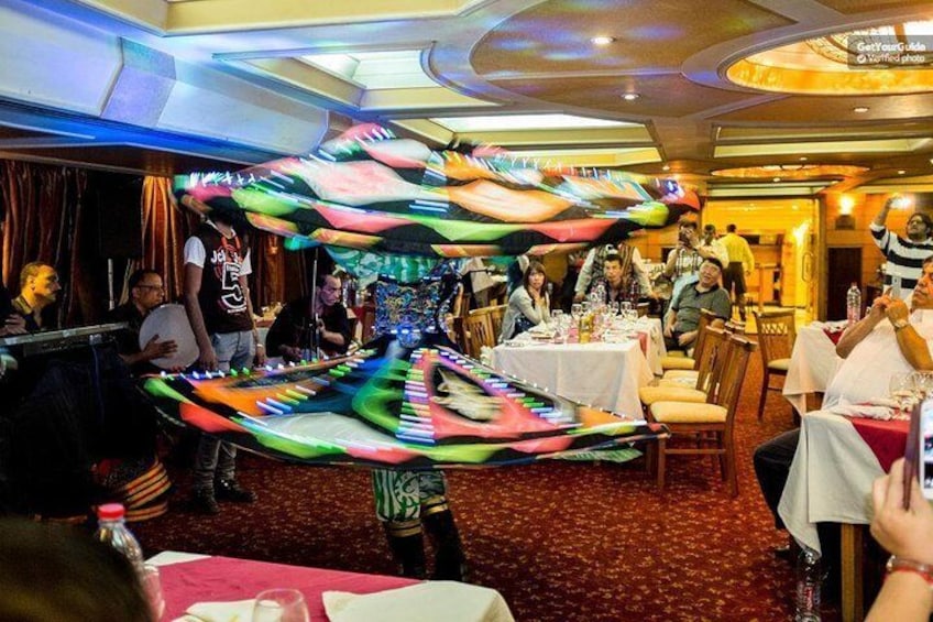 Cruise Sailing 2 Hours in the Nile With Innovative art performances (5 Stars ) 
