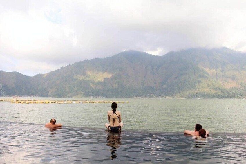 Conquer the Dawn: Mount Batur Sunrise Trekking Adventure & Beauty