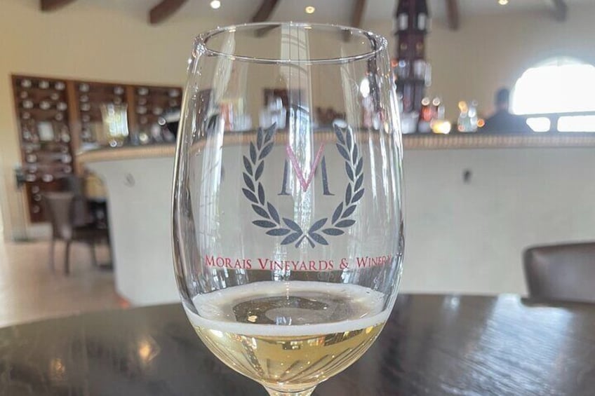 Deluxe tastings and tours at some of the best Northern Virginia wineries and vineyards.
