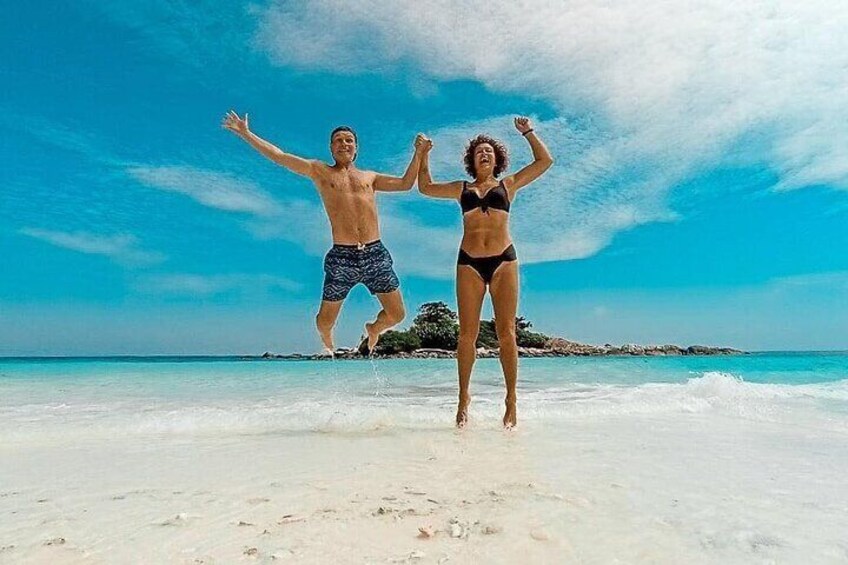 Raya Island