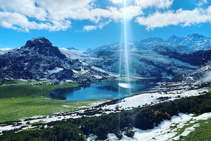 Privat tur fra fra Oviedo til innsjøer, Covadonga og mer