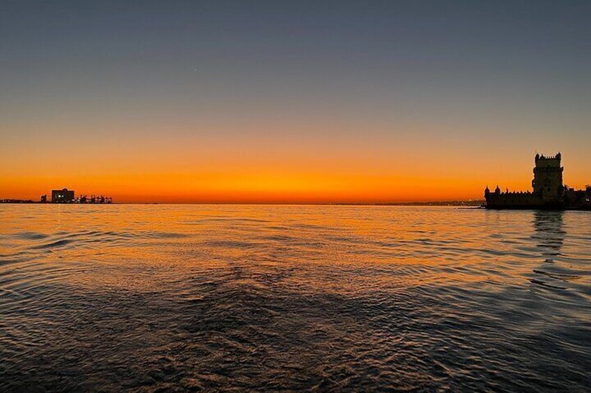 Sunset Boat Tour in Lisbon with wine