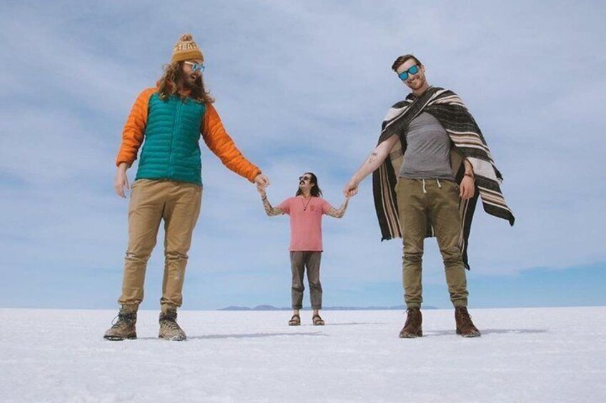 Open your mind! Creative is very important in Uyuni Salt Flats! Perspective photos in Salar de Uyuni.