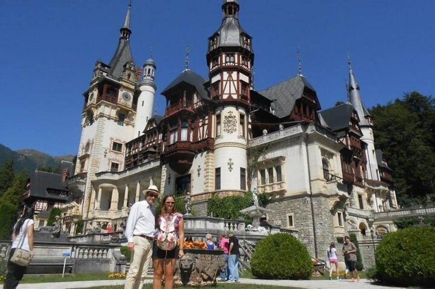 Day trip:Peles Castle , Bran Castle and Rasnov Fortress Tour from Brasov