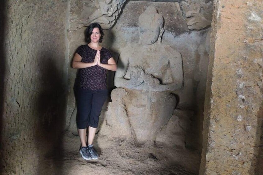 Buddhist Kanheri Caves Sightseeing Tour