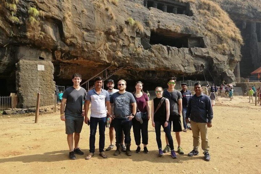 Buddhist Kanheri Caves Sightseeing Tour