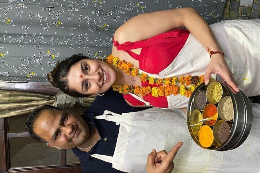 Interactive Cooking Class with a Local Family in Jaipur 