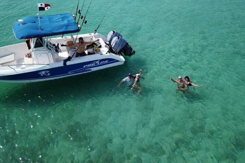 Full Day Fishing and Island Hopping at the Pearl Islands from Panama City
