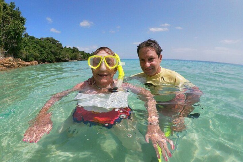 Full Day Fishing and Island Hopping at the Pearl Islands from Panama City