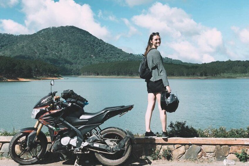 Morning ride at Paradise Lake