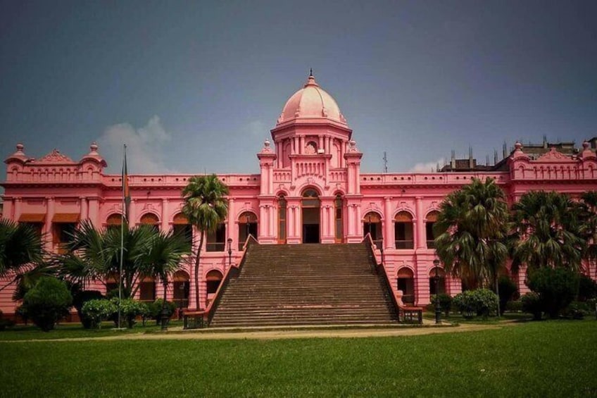 Ahsan Manzil; The Pink Palace, saying the lavish lifestyle of Dhaka's Nawab (King)