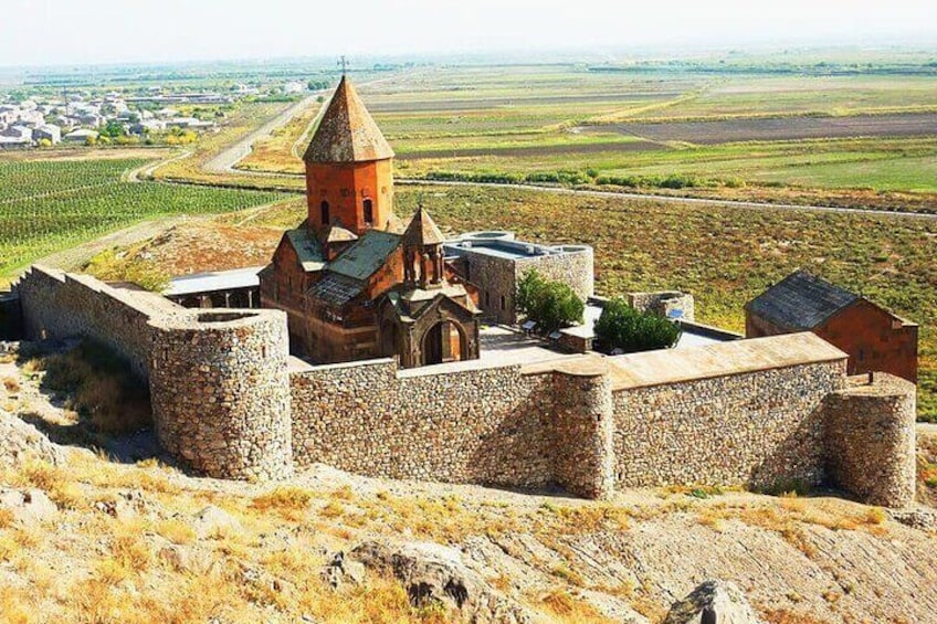 Private Tour to Khor Virap, ancient Areni cave or Areni winery, Noravank