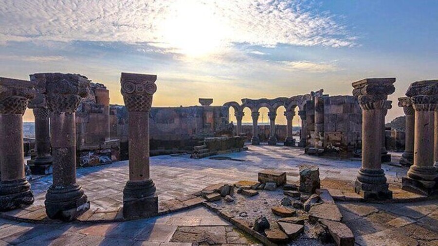 Private Tour to Echmiadzin,St.Hripsime & Gayane Churches, Zvartnots Temple