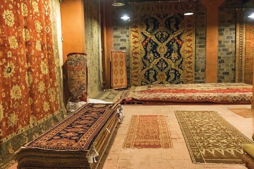 Private Yerevan City tour: Cognac factory,Megerian Carpet Museums
