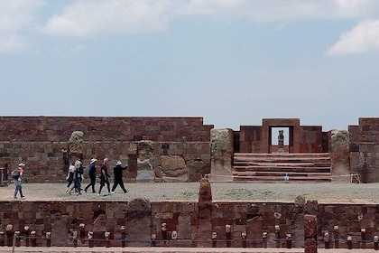 Full-day Tiwanaku, the enigmatic empire PRIVATE