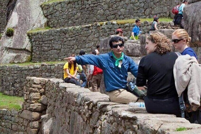 tour around machu Picchu