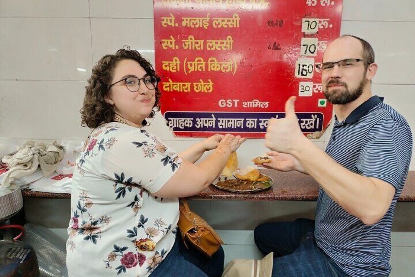 Old Delhi Food Tour With Indian Authentic Meal in Karim's / Haldiram