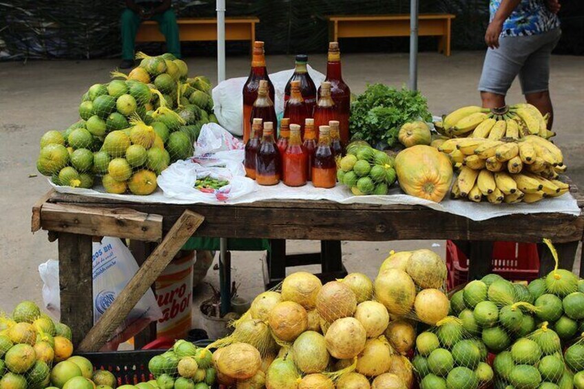 Santo Amaro: local market