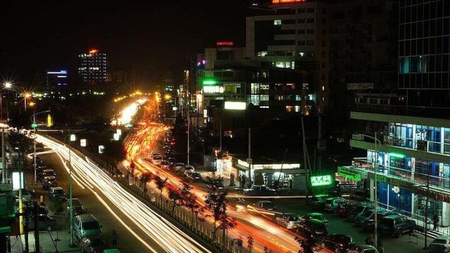 City tour of Addis, Transit in Addis by car