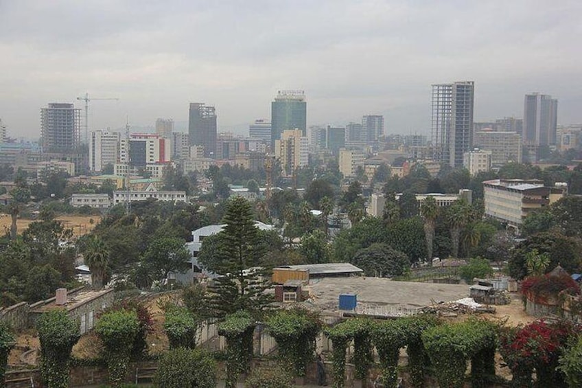 City tour of Addis, Transit in Addis by car