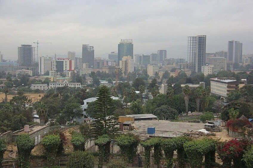 City tour of Addis, Transit in Addis by car