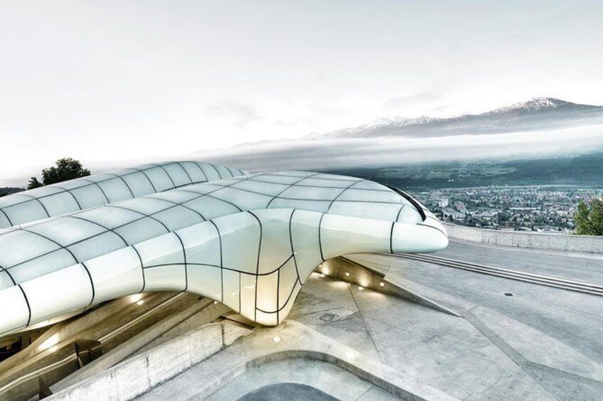Skip the Line: Cable Car Round-Trip from Innsbruck to Hungerburg Ticket