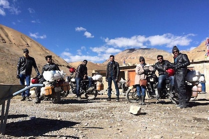 Motorbike Tour To Leh Ladakh