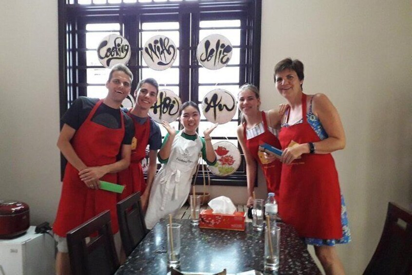 Cooking with Jolie in Hoi An- best cooking class Hoi An