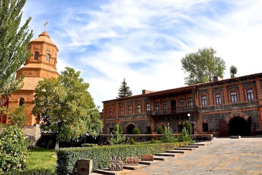 Gyumri, Black Fortress, Urban Life (Dzitoghtsyan) Museum