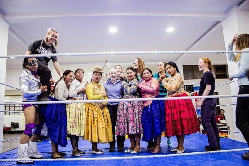 Cholitas Wrestling/Cholitas Luchadoras