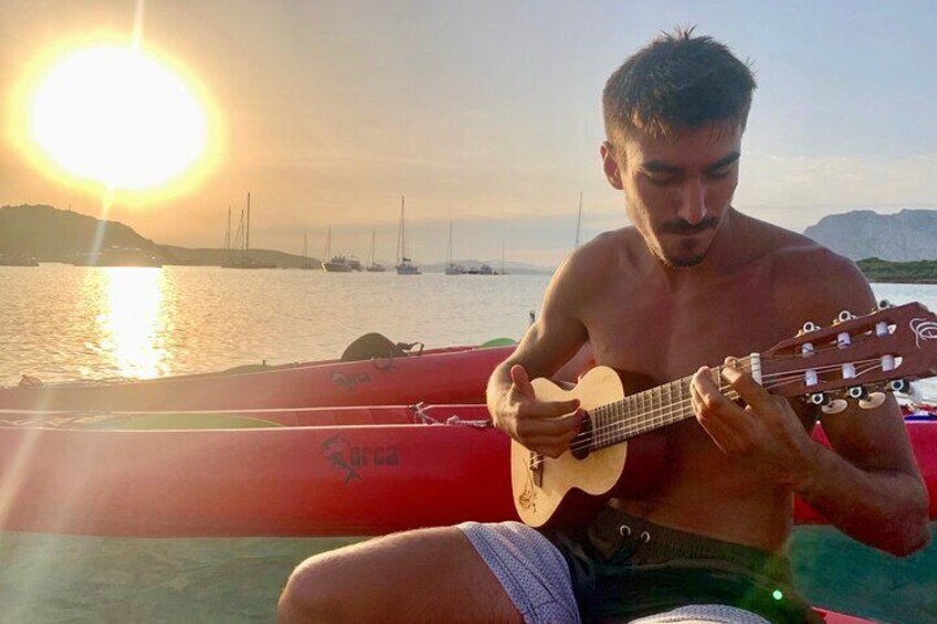 Small Group Sunset Kayak Tour with Music and Beer