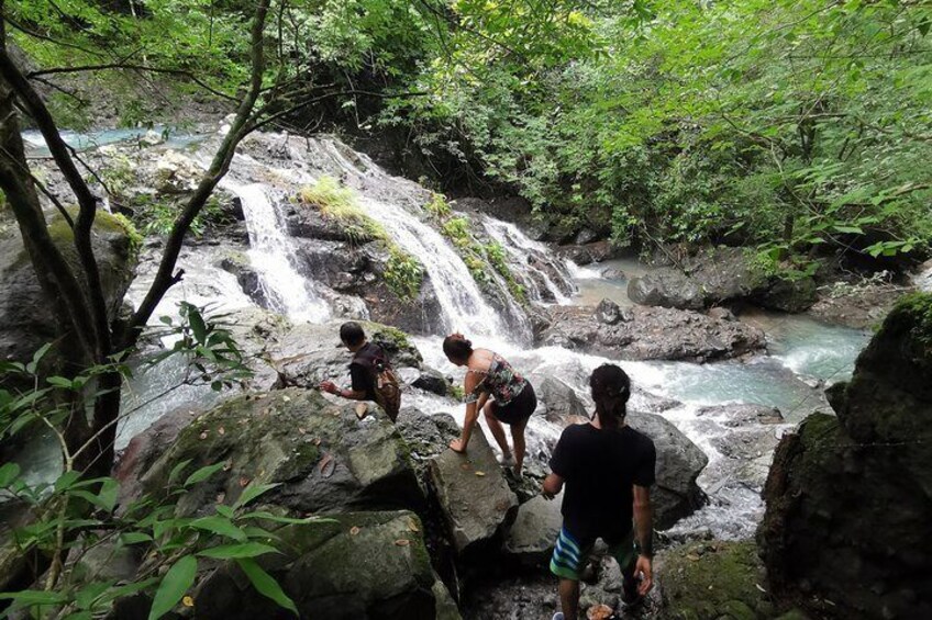 el palmar waterfalls, jewel in the middle of the crater