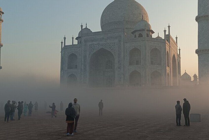 Skip The Line - Sunrise View Of Tajmahal From Delhi By Car