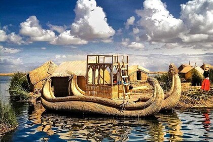 From Cusco: Titicaca Lake Guided Visit to Uros and Taquile