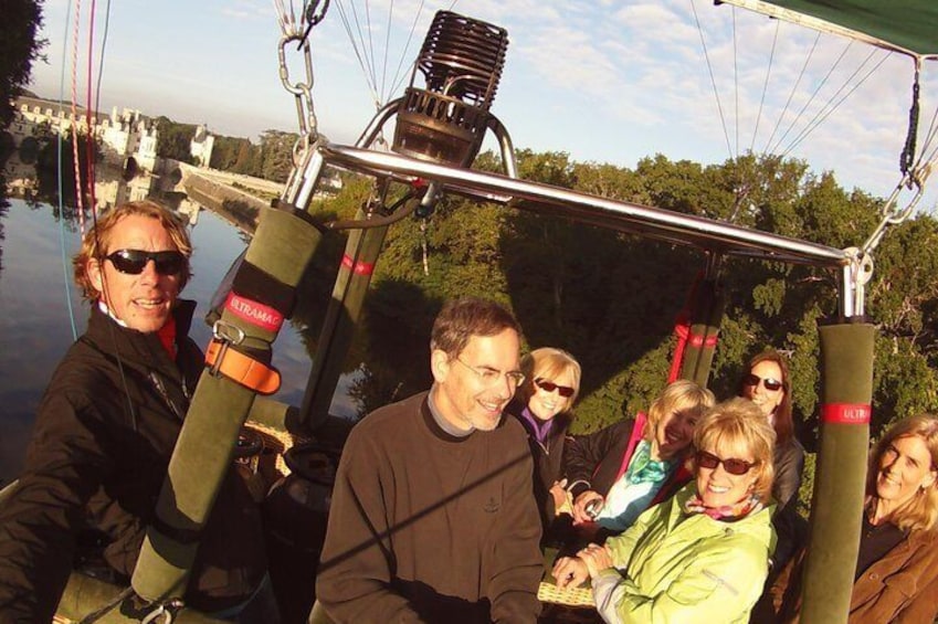 Hot-Air Balloon Ride over the Loire Valley, from Amboise & Chenonceau