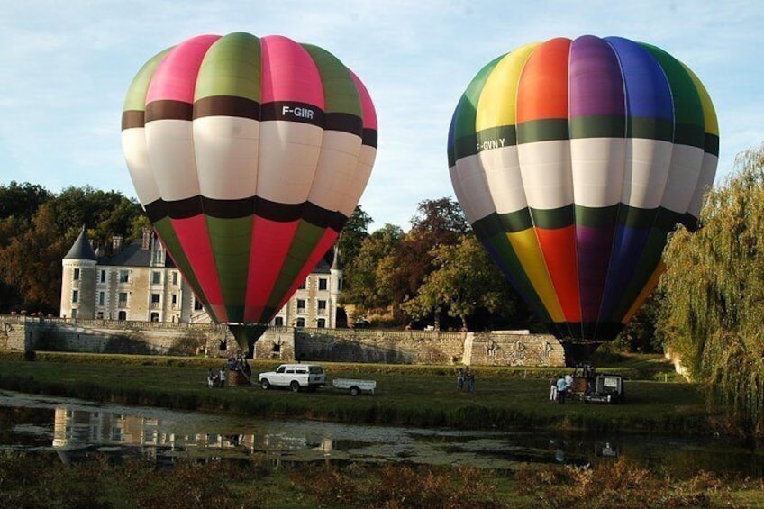 Hot-Air Balloon Ride over the Loire Valley, from Amboise & Chenonceau