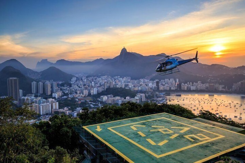 Exclusive Helicopter Flight - Sugar Loaf and Christ the Redeemer
