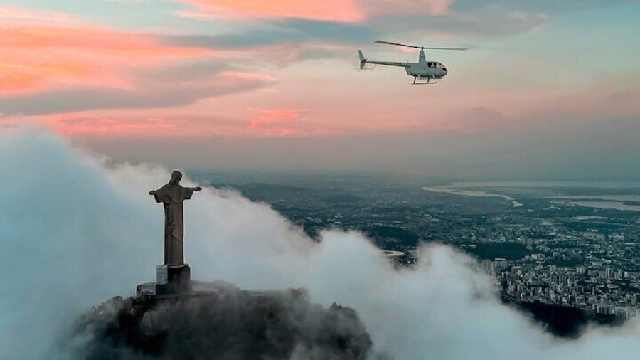 Private Helicopter Flight Tour: Rio de Janeiro Landmarks