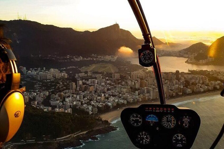 Helicopter Flight - Beautiful Beaches and Olympic Park