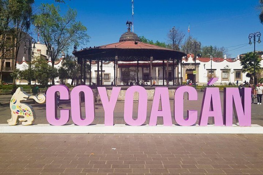 Xochimilco + Coyoacan + Estadio Azteca + UNAM