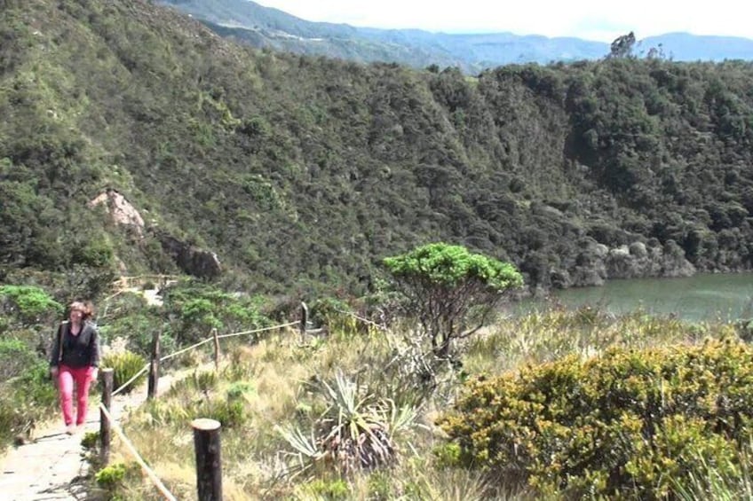 Guatavita Lagoon Trail